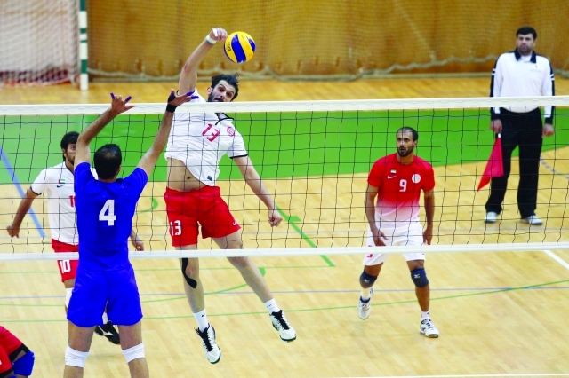 "مباراة العين والجزيرة في كأس اتحاد الكرة الطائرة, صالة نادي الشباب بدبي,08,سبتمبر,2015,تصوير عماد علاء الدين"