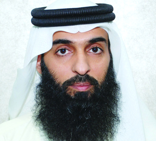 "عبد العزيز التناك: توزيع لوحات إرشادية في الصالات الرياضية"