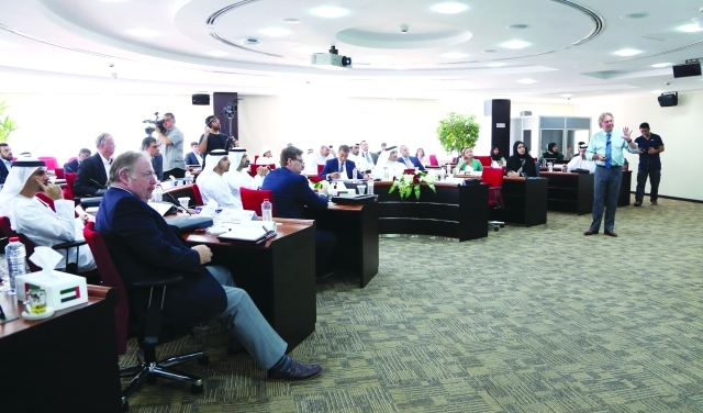 "■ الكلية تضم هيئة تدريسية وتدريبية مرموقة | لبيان"