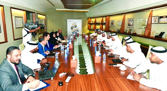 "■ حارب يترأس اجتماع اللجنة المنظمة لطواف دبي | البيان"