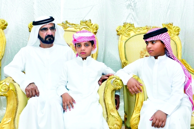 "محمد بن راشد معزياً أسرة الشهيد راشد البلوشي"