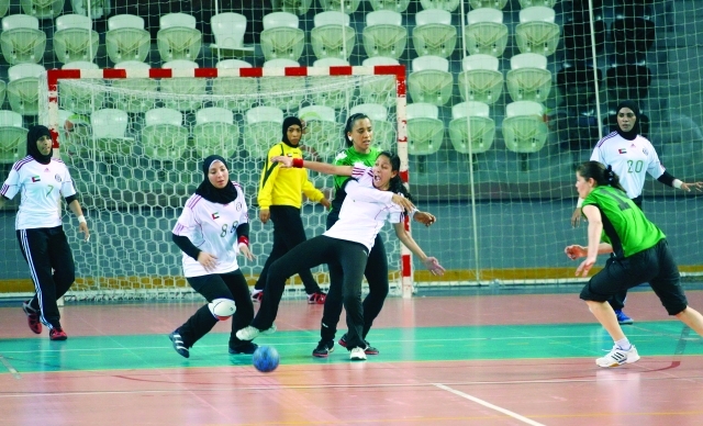 "■ كرة اليد شهدت ندية من الفرق المشاركة | البيان"