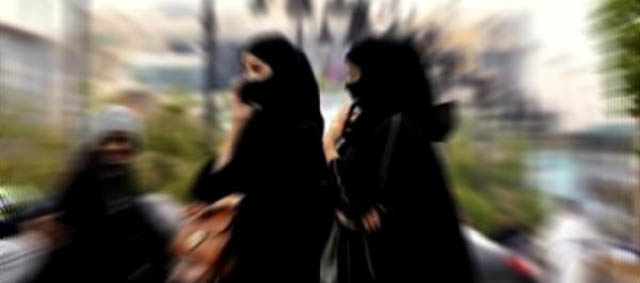 اختفاء سعودية وابنتها الكويتية في ظروف غامضة بالقاهرة