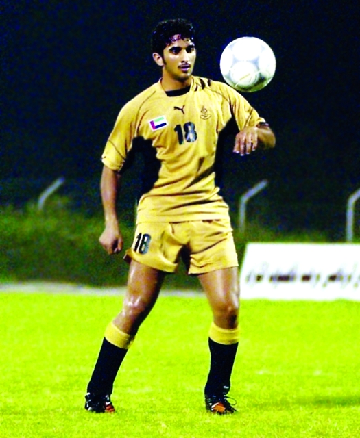 "■ المرحوم راشد بن محمد لاعباً في فريق دبي | البيان"