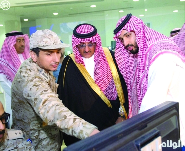 "محمد بن نايف ومحمد بن سلمان يتابعان الخطط العسكرية"