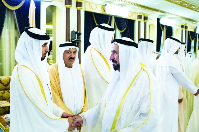 "■ وسموه يتقبل التهاني"