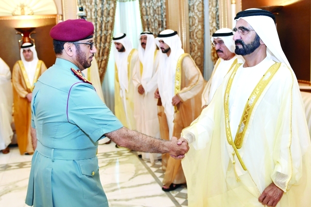 "■ محمد بن راشد يتقبل بحضور حمدان ومكتوم وسعيد بن محمد ومحمد المر ومحمد النابودة تهاني محمد المري"