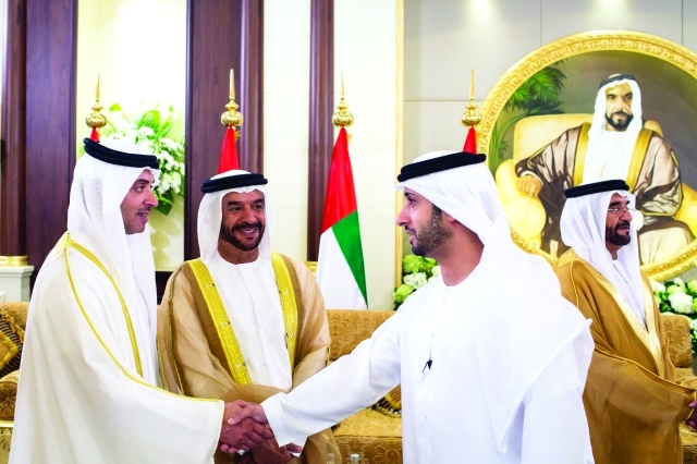 "■ سيف وسرور بن محمد وهزاع بن زايد يتلقون التهاني"