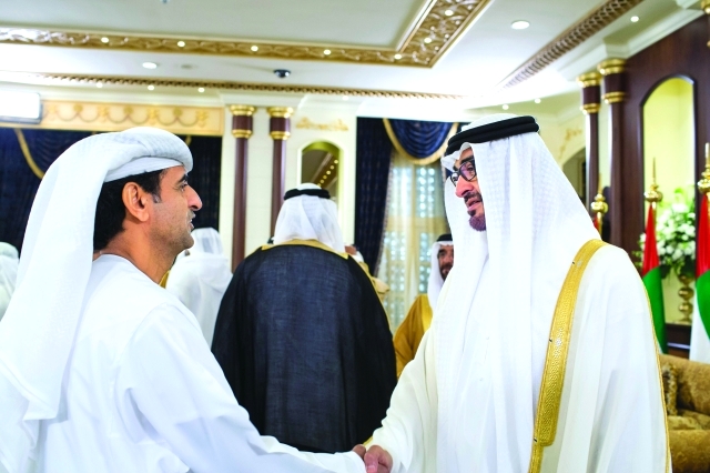 "■ محمد بن زايد متلقياً تهاني حمد النيادي"