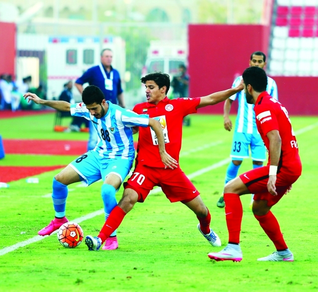 "مباراة دبا الفجيرة والجزيرة في دوري الخليج العربي والتي أقيمت على ملعب دبا الفجيرة، 26 سبتمبر، 2015. تصوير: زيشان أحمد"