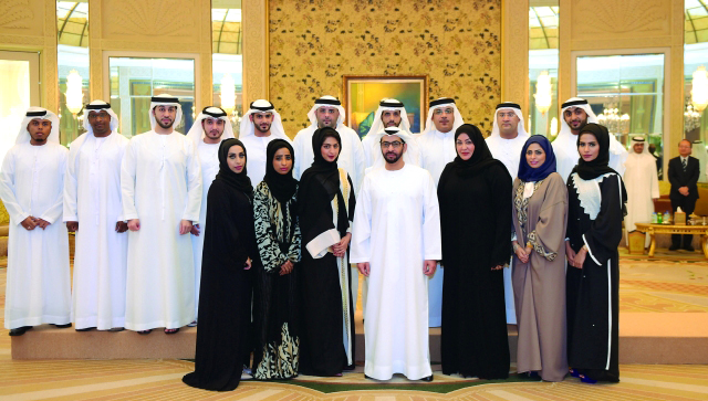 "■ وسموه مع الخريجين والخريجات"