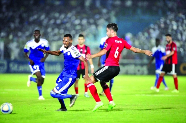 "■ الهلال خسر على أرضه أمام منافسه الجزائري | البيان"