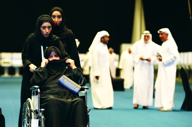 "■ إقبال كبار السن سمة التصويت المبكر"