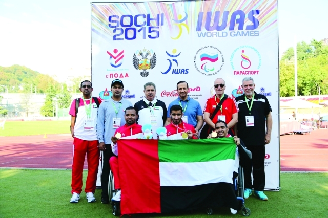 "الوفد الإداري للبعثة مع أصحاب االذهبيات الثلاث - البيان"