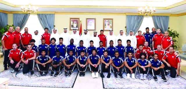 "صالح محمد بن نصرة العامري سفير الدولة في قطر فس استقبال بعثة المنتخب الأوليمبي | البيان"