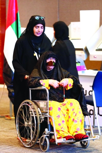 "■ واجب الوطن أقوى من كل الصعاب.. صورة من دبي"