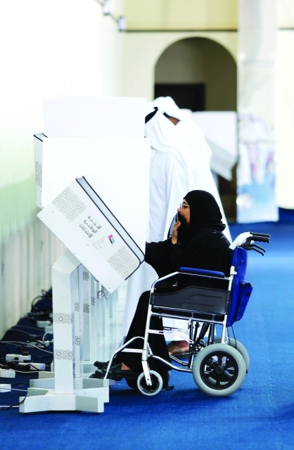 "■ توفير كل التجهيزات للمعاقين لإدلاء بأصواتهم"