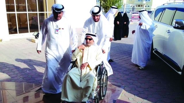 "إقبال كبار السن في عجمان"
