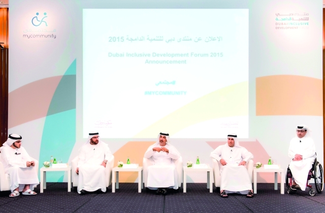 "عبدالله الشيباني وخالد الكمدة وماجد العصيمي وسالم الشافعي خلال المؤتمر الصحفي"