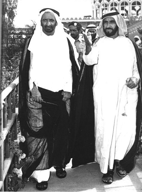 "زايد  وراشد"