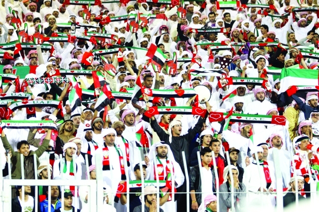 "■ الدعم الجماهيري عامل حاسم لفوز الأبيض | البيان"