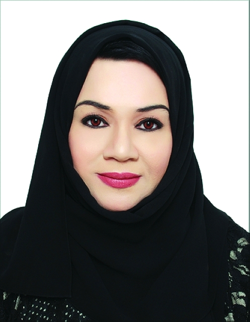 "■ موزة الشومي"