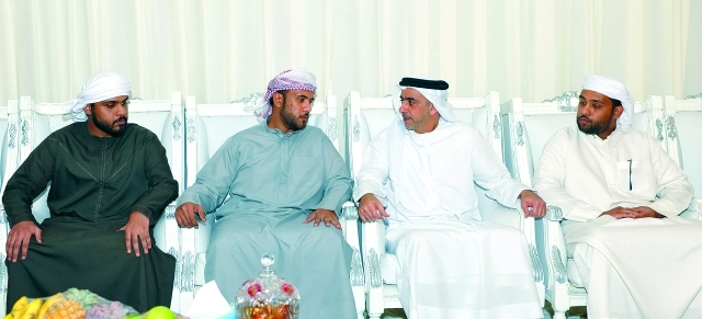 "■ سيف بن زايد يؤدي واجب العزاء لأسرة الشهيد سلطان المزروعي"