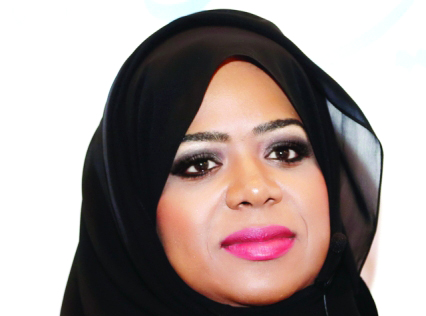 "الهنوف محمد: الرقابة على القراءة الإلكترونية للأبناء ضرورة"