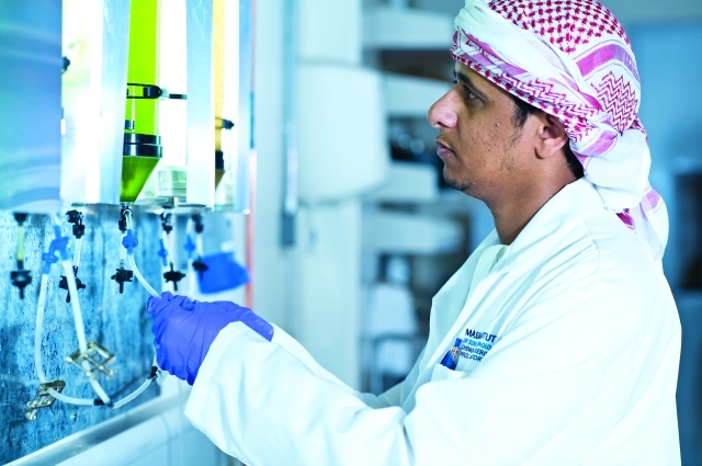 "■ الحارثي يتطلع إلى إنجازات تخدم مستقبل الإمارات"