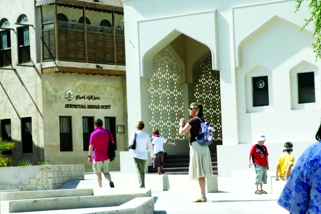 "مواقع سياحية كثيرة في الإمارات بحاجة إلى مواطنين للتعريف بها | أرشيفية"