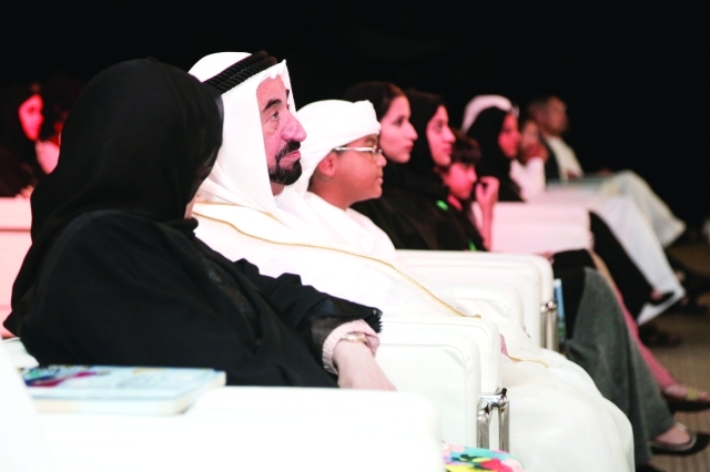 "■ سلطان القاسمي يتابع فعاليات افتتاح المهرجان | وام"