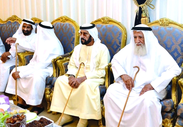"■ طحنون بن محمد معزياً في الشهيد هادف الشامسي"