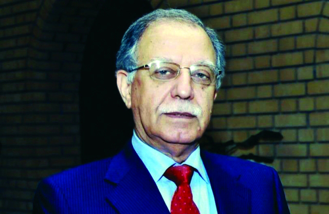 "■ فخري كريم"