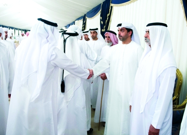 "■حامد وخالد بن زايد ونهيان بن مبارك وسلطان بن طحنون خلال العزاء"