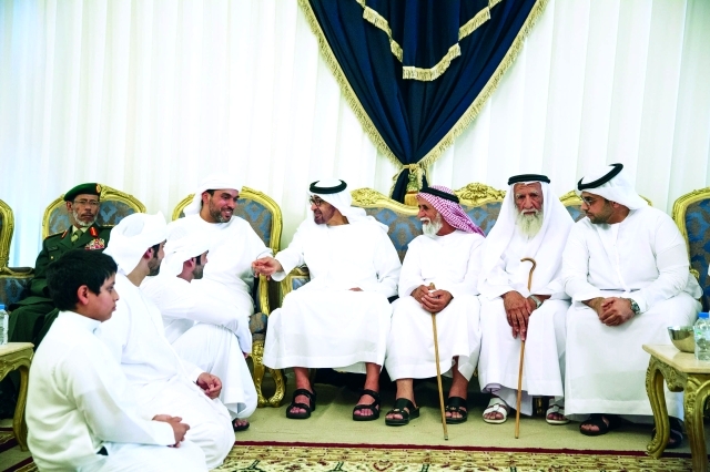 "■ محمد بن زايد يعزي أسرة الشهيد هادف الشامسي بحضور حمد الرميثي | وام"