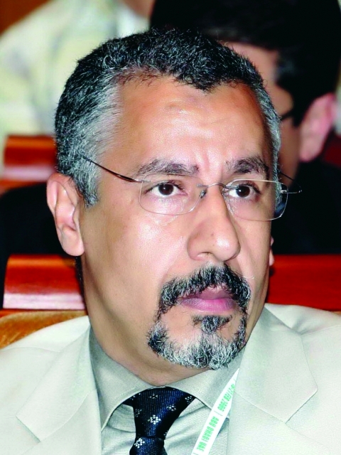 "■ عبدالوهاب زايد"