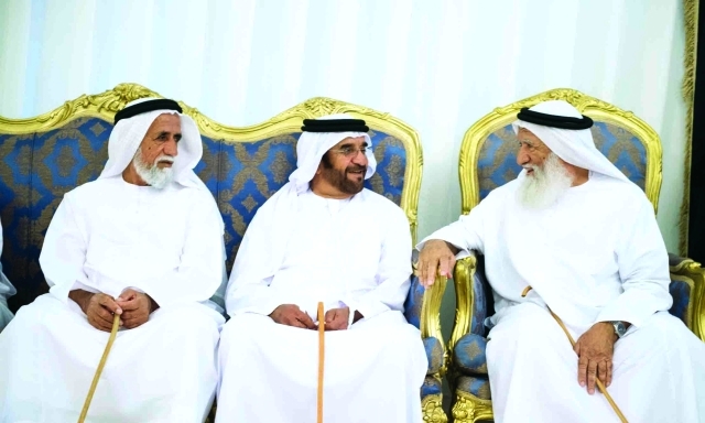 "■ سيف بن محمد يواسي ذوي الشهيد"