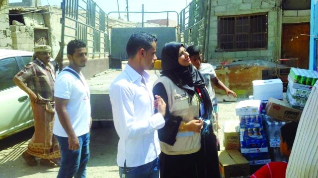 "Ⅶ مساعدات الهلال تطال مناطق يمنية عدة | البيان"