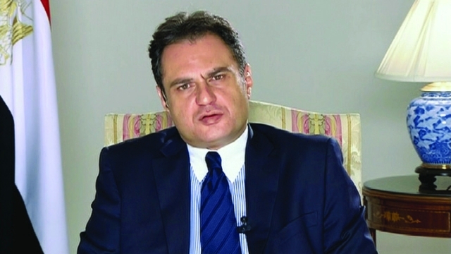 "■ علاء يوسف"