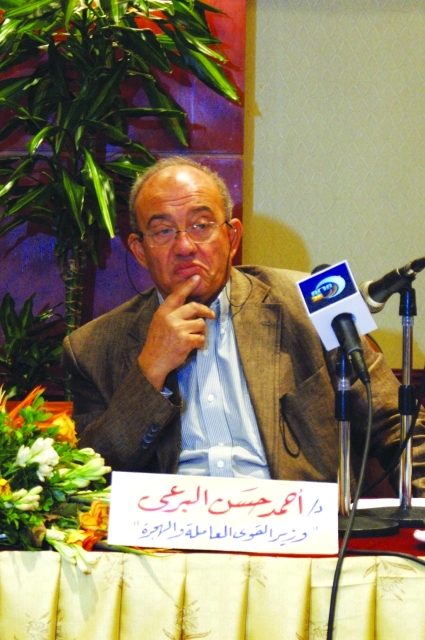 "■ أحمد البرعي"