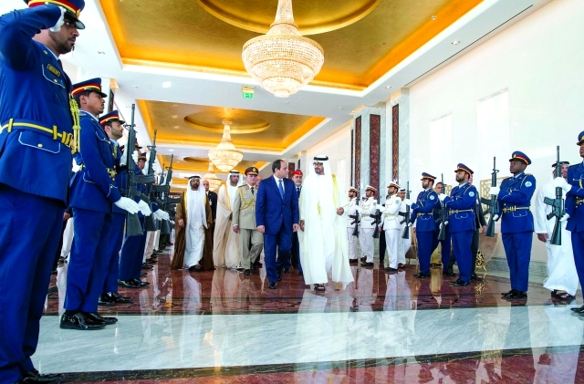 "■ محمد بن زايد في وداع السيسي بمطار الرئاسة بحضور سلطان الجابر ومحمد الظاهري | وام"