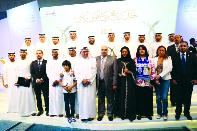 "■ بن غليطة وخوري والعائلة النصراوية يحتفلون بالإنجاز"