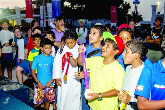"شباب الشراع"