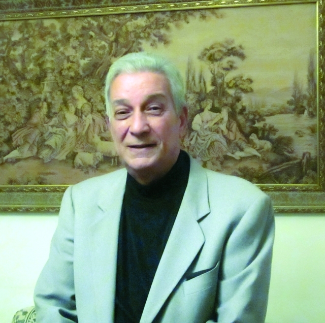 "يوسف نوفل"