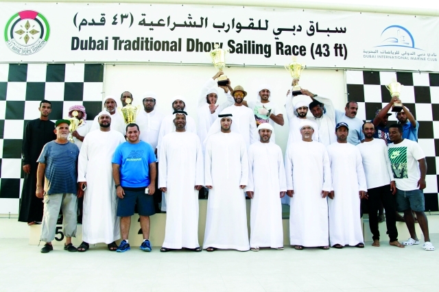 " بن دسمال والقمزي والمري مع أبطال الجولة الأولى | البيان"