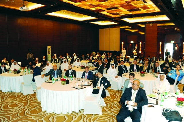 "■ جـانب من المشاركين في المؤتمر | البيان"