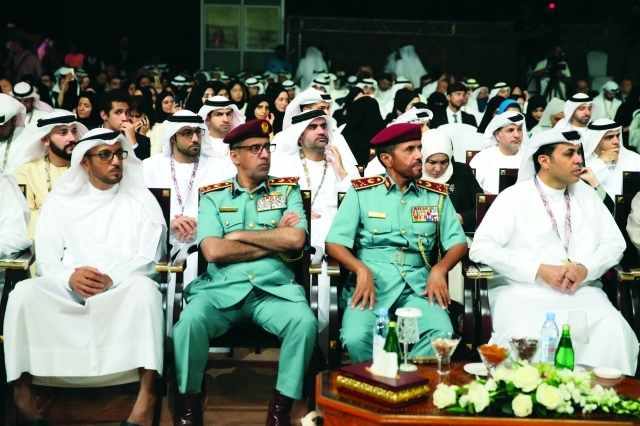 "Ⅶ محمد المري وخليفة الخييلي ومحمد المنهالي وظاعن شاهين"