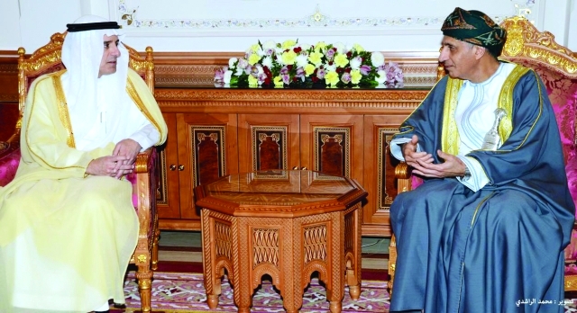 "Ⅶ فهد بن محمود ملتقياً الجبير في مسقط | العمانية"