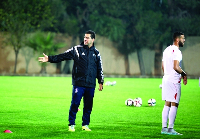 "■ عبدالناصر بركات مدرب فلسطين"