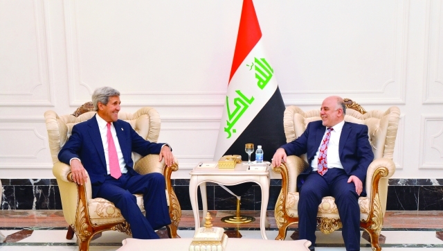 "العبادي يتعرض للابتزاز من أبرز الموالين له"